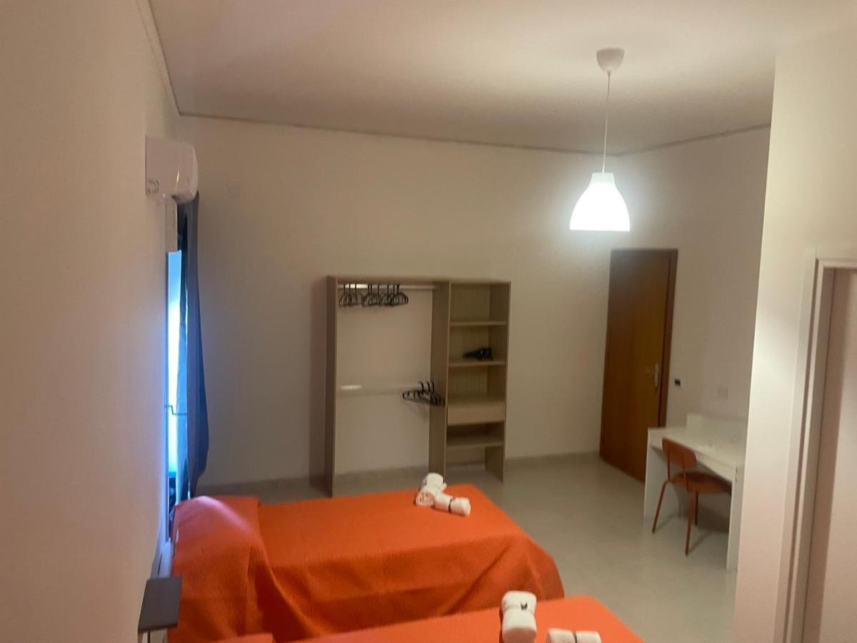 La Camera Sul Corso Grammichele Esterno foto